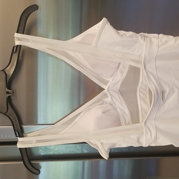 💕TED BAKER💕 White Mesh Panel One-Piece Swimsuit - Picture 10 of 16